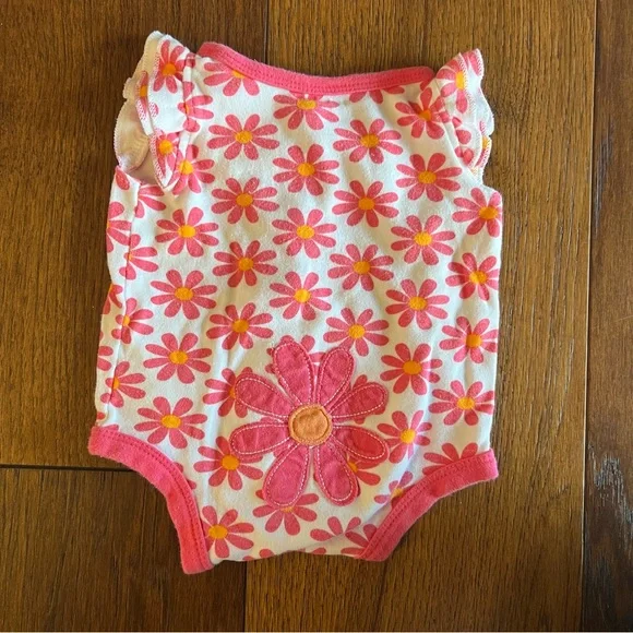 Newborn Girl Mixed Brand Bundle - Picture 3 of 16